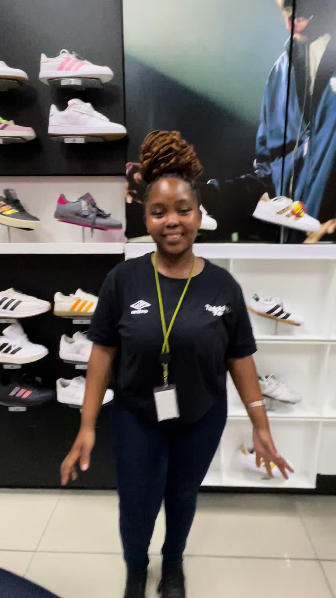 @tekkie_town_promenade268