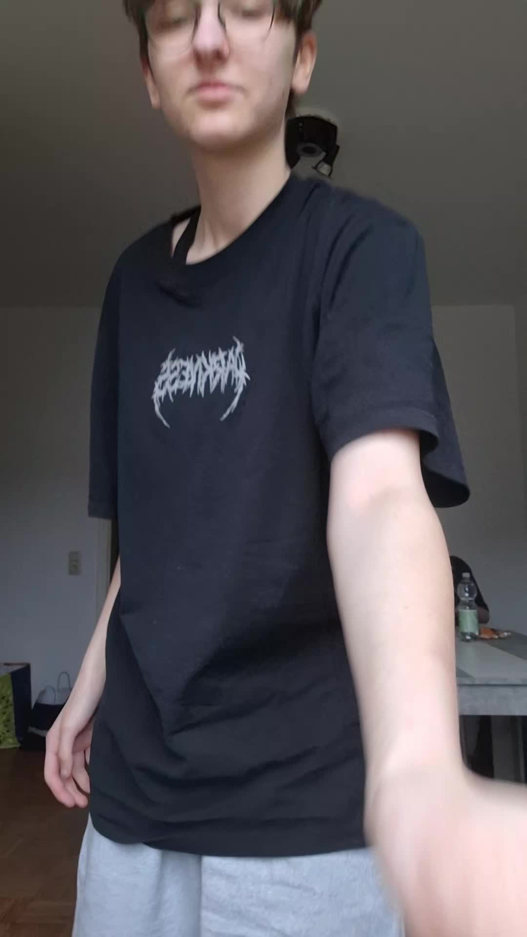@𝒜𝓈𝒽 ℒ𝓊𝒸