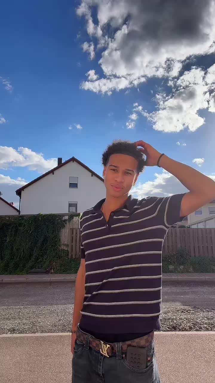@Le MF🏝️