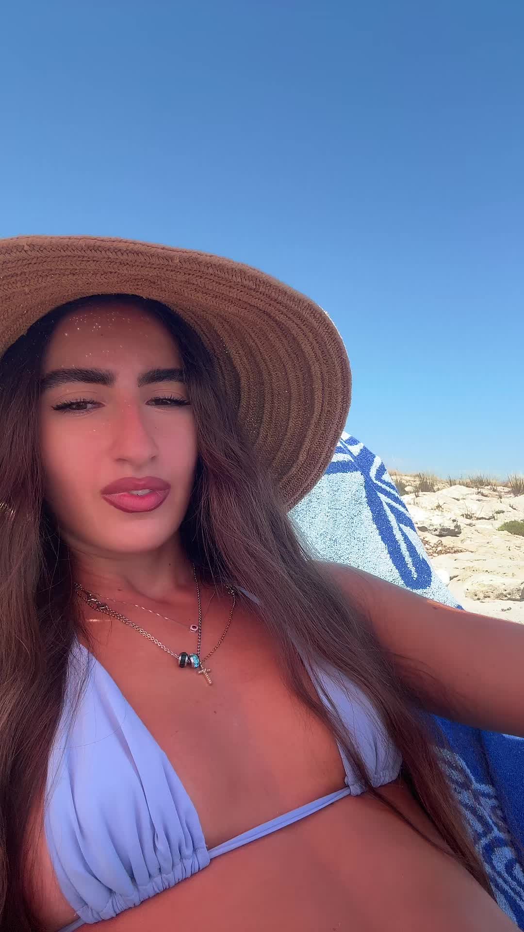 @Rita Elia