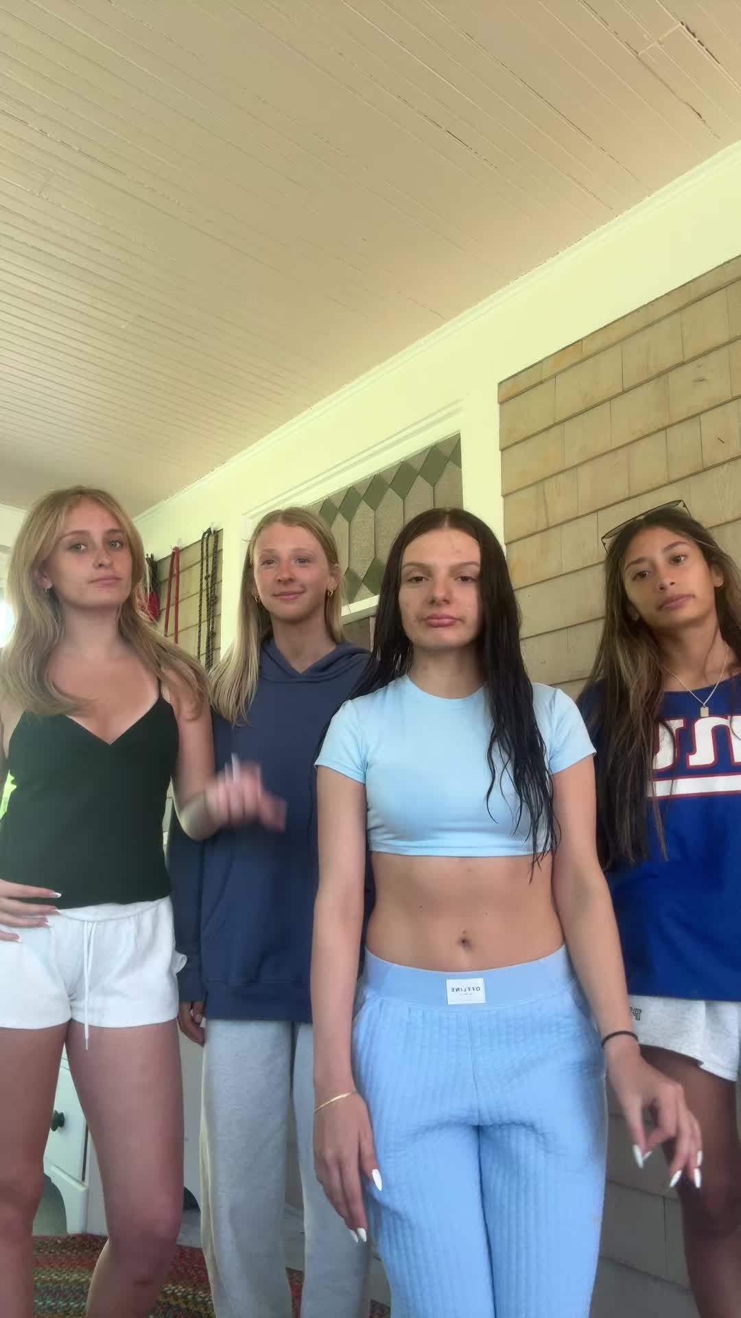 @️