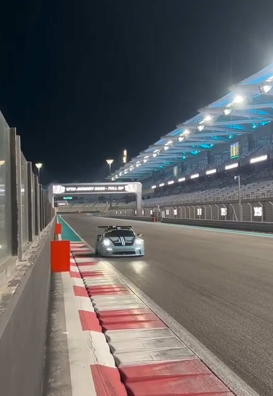 @R1 Motorsport