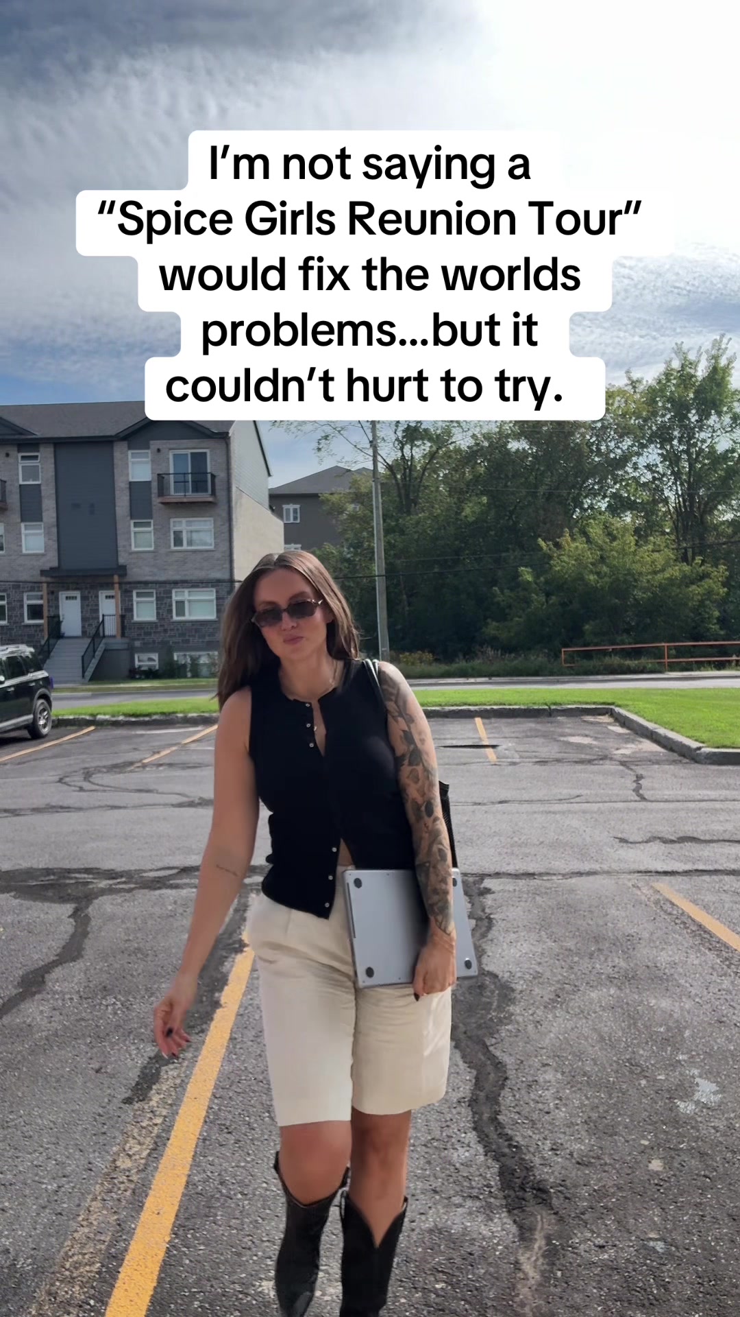 @Auntie Pretty 🇨🇦