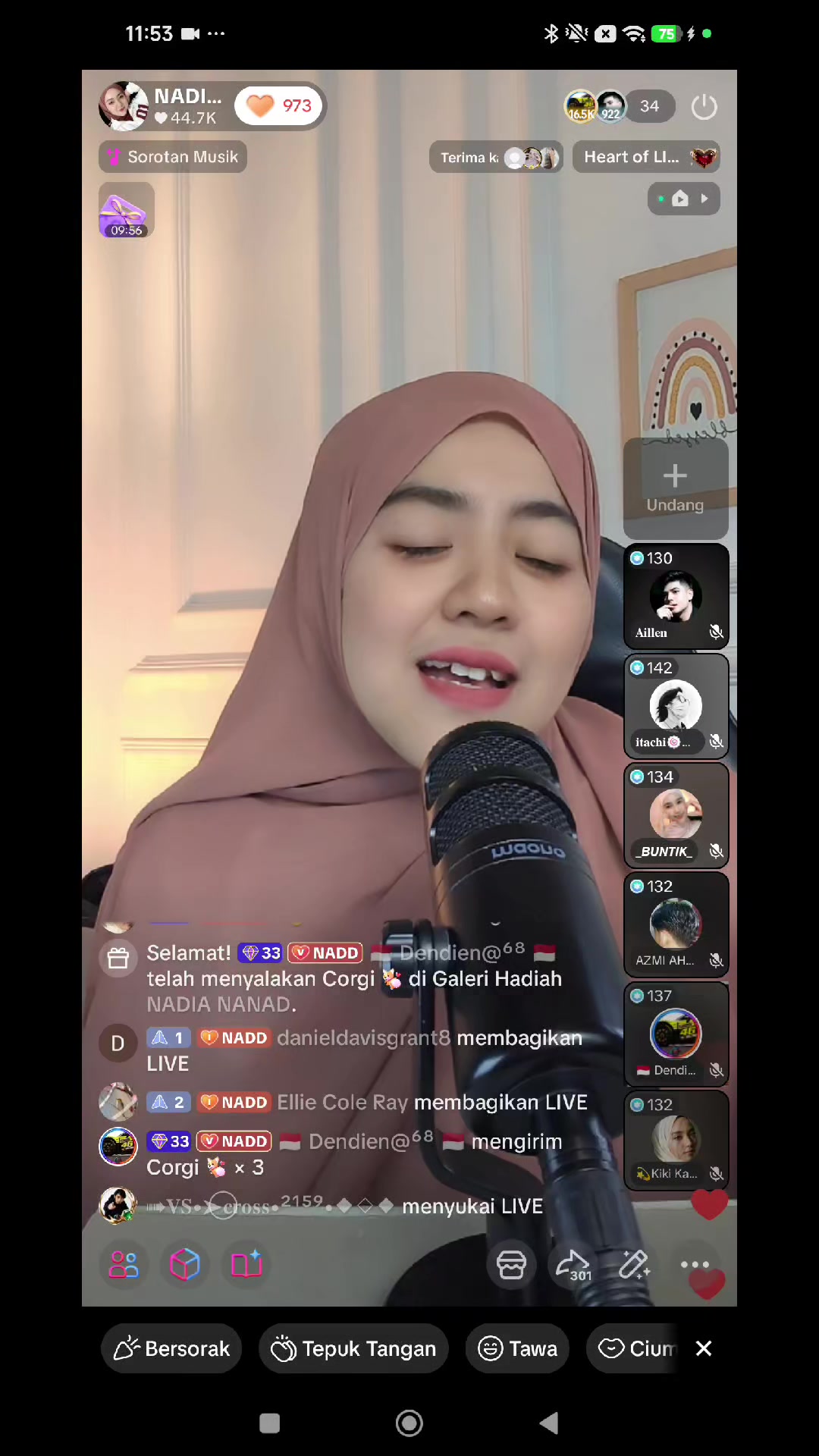 @NADIA NANAD