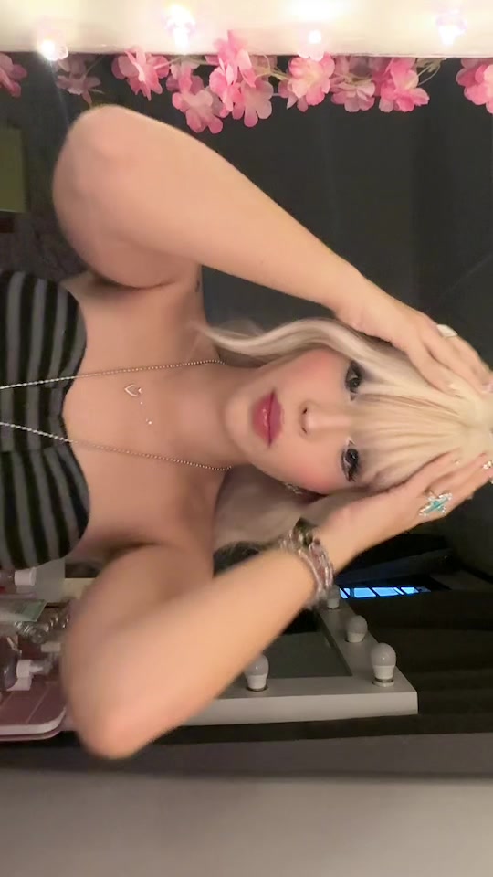 @&deg;❀⋆.ೃ࿔Ari*. ྀི⁷:･⋆˚࿔. ྀ