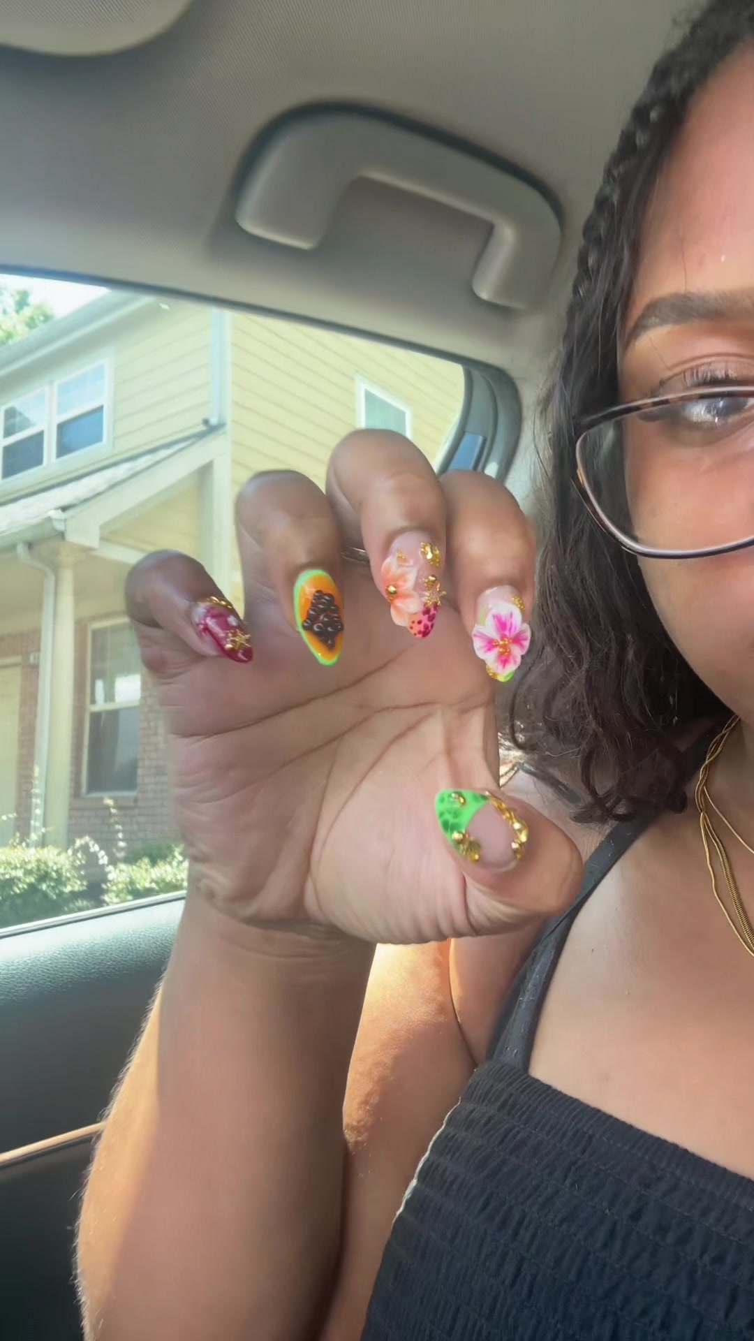 @maliaanicole