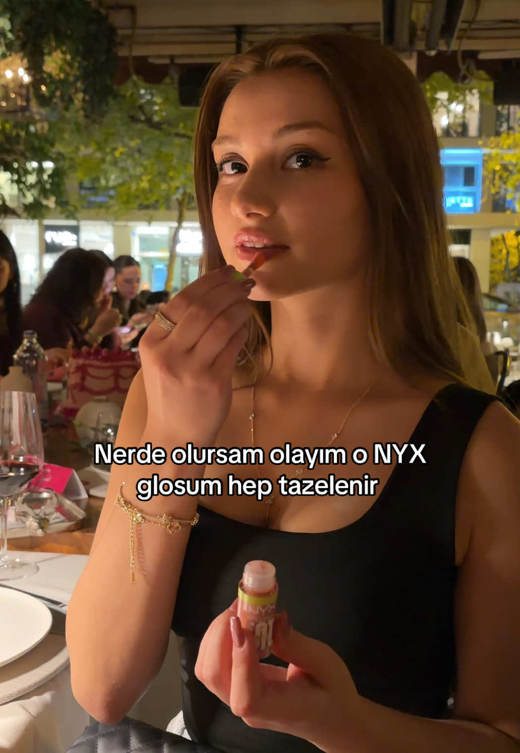 @Ela