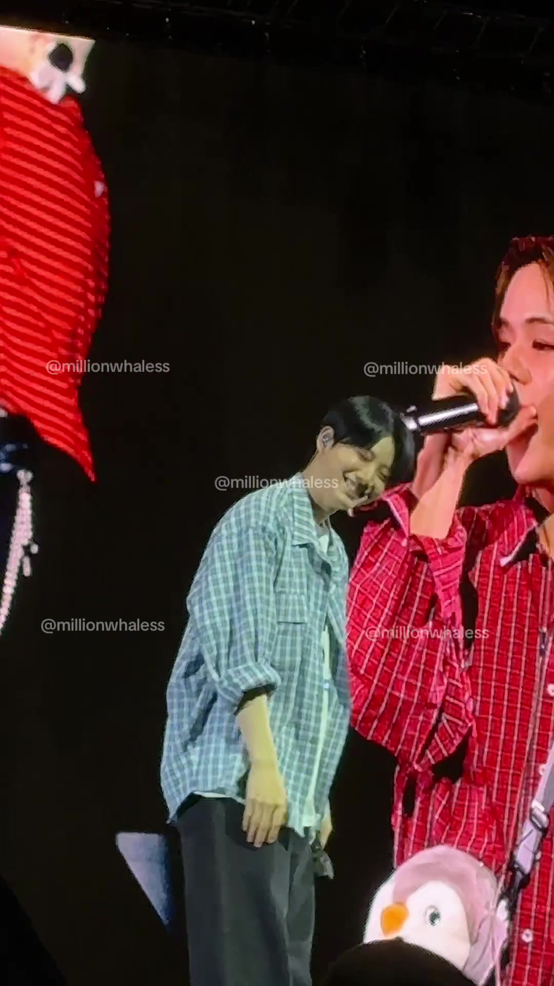 @millionwhales (มะม๊าน้องยอชิ)