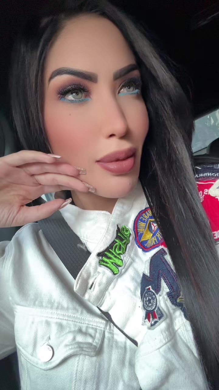 @La bella Dama 🌹