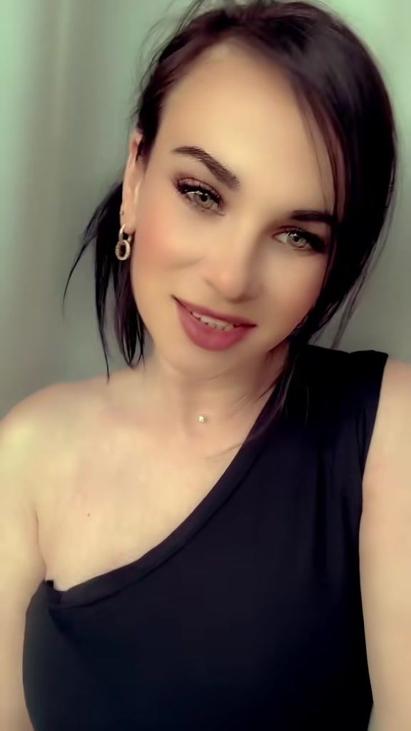 @Valintina