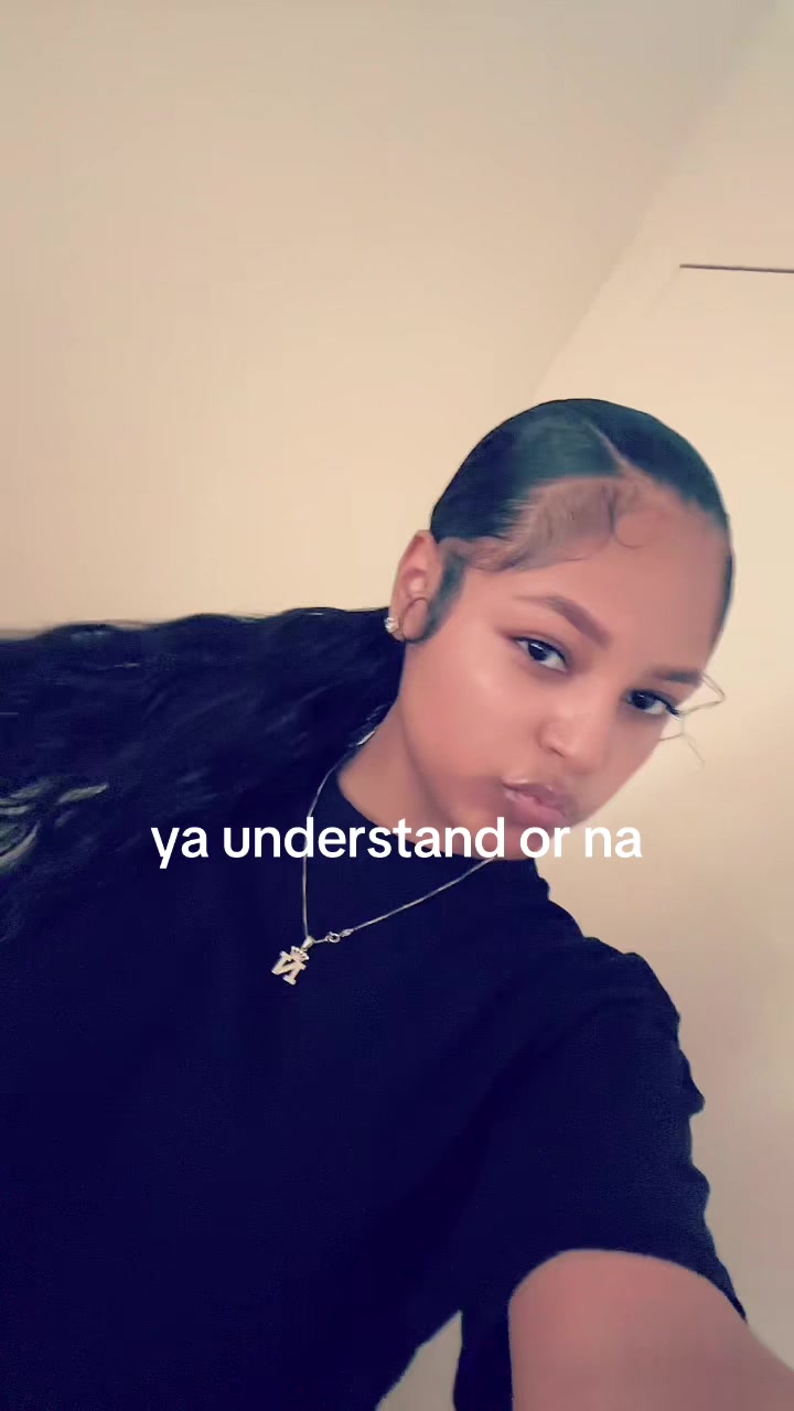 @nicole