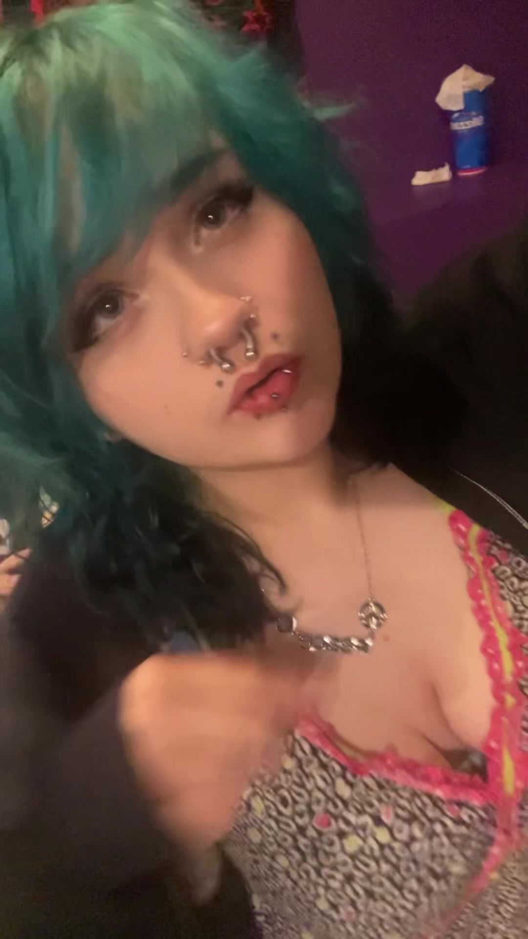 @hmmm