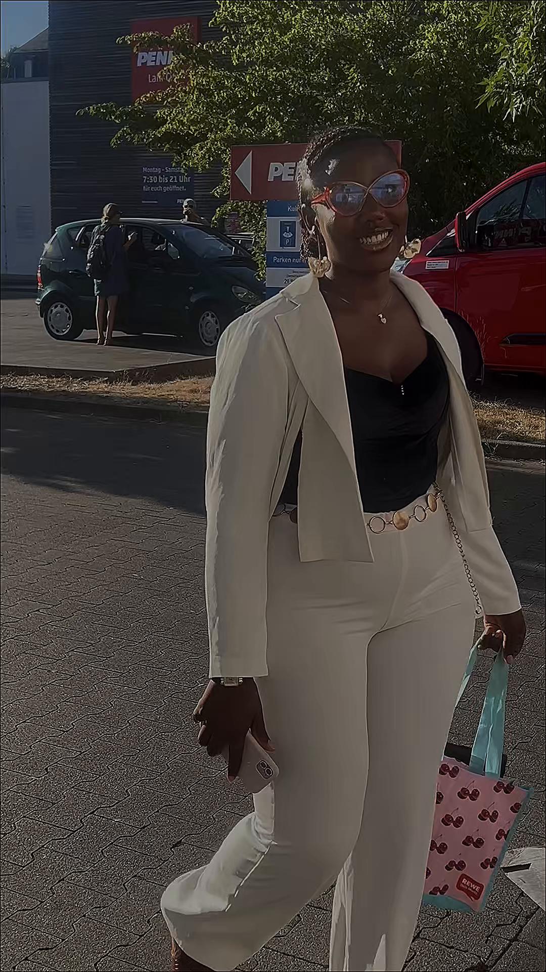 @Rosy stella🇨🇲🇩🇪