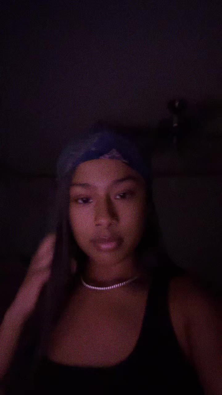 @Hira🩷