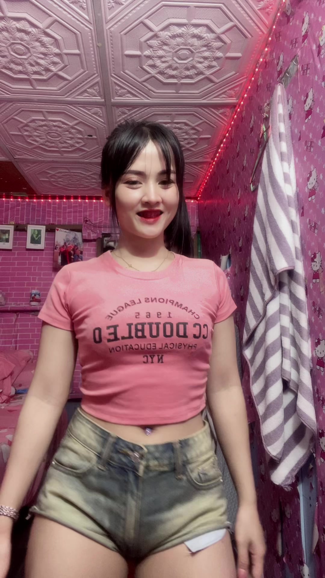 @สาวลาว🇱🇦