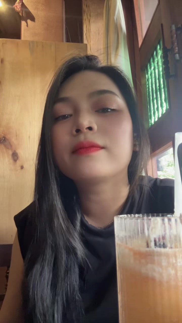 @𝓣𝓱𝓾ỷ 𝓣𝓲&ecirc;𝓷 🎀