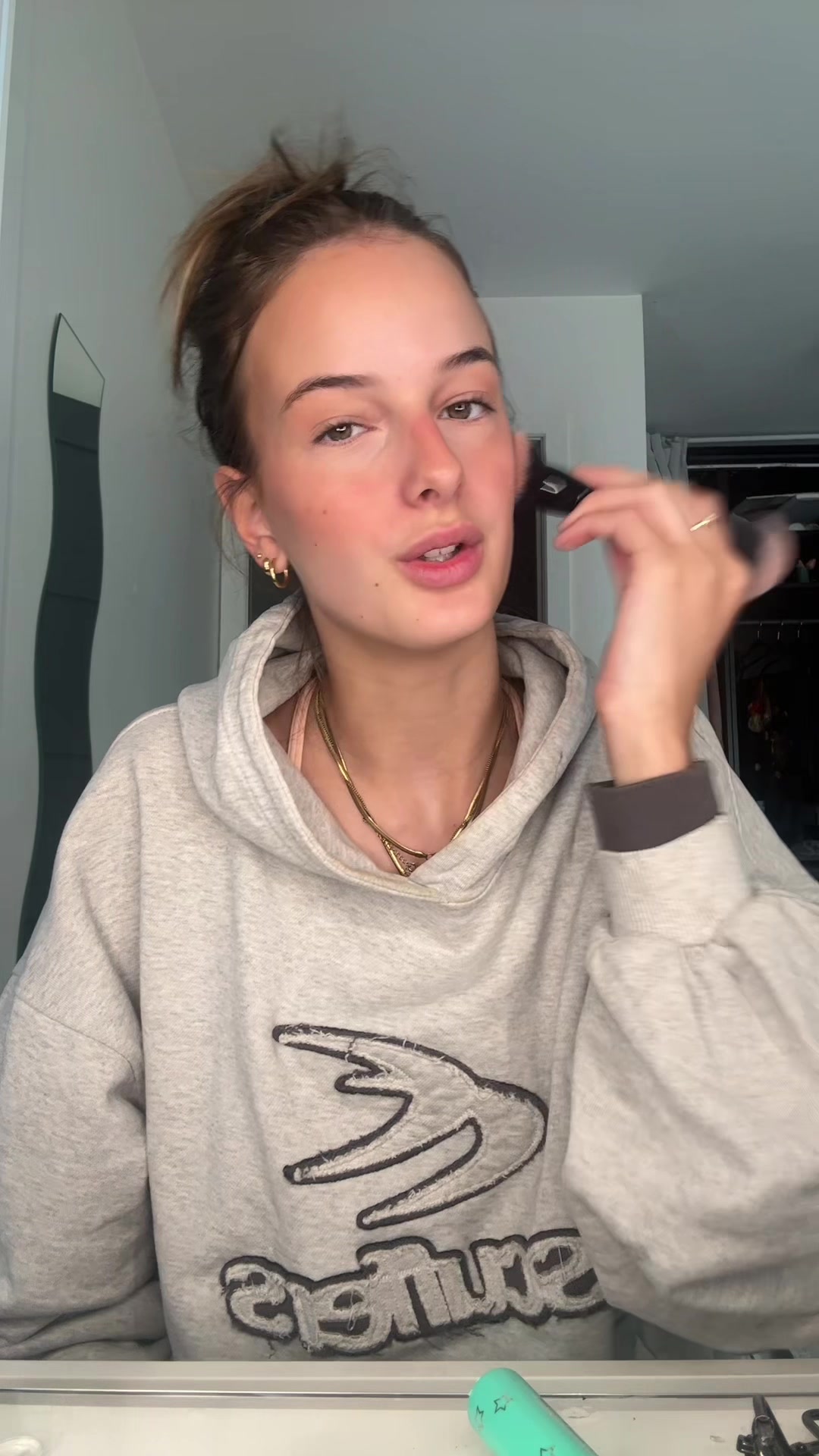@thaysa