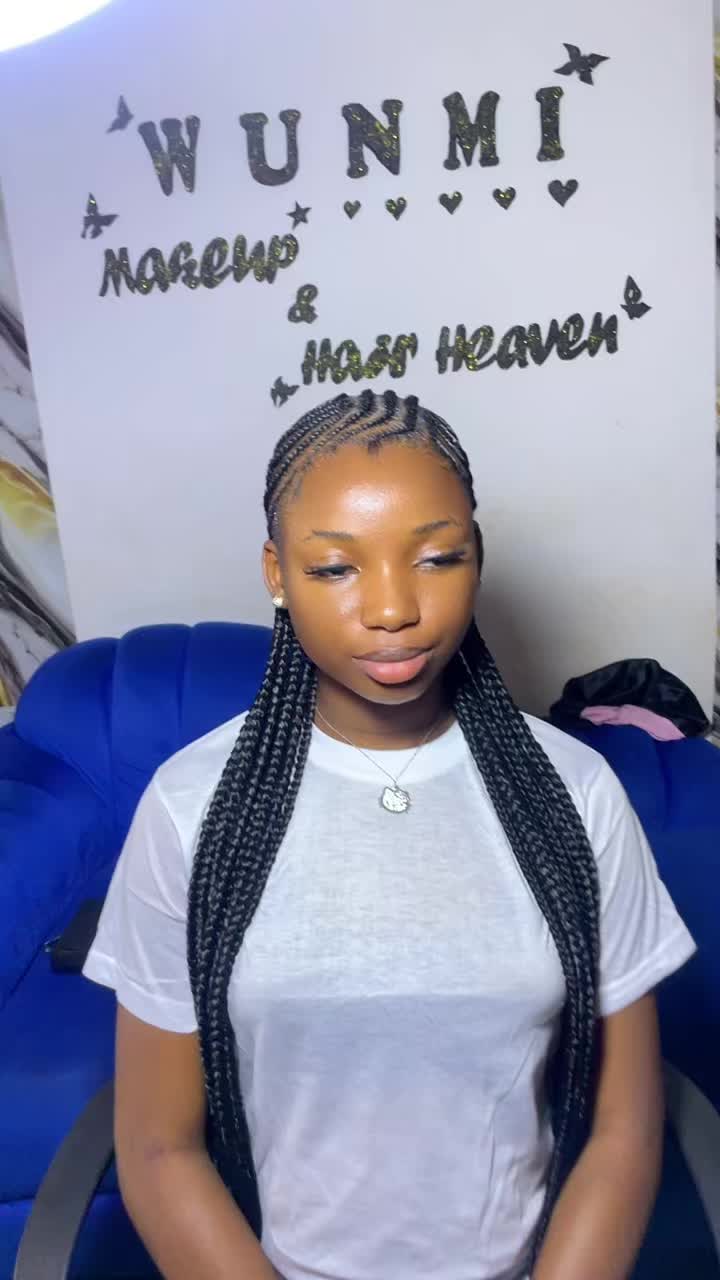 @Wunmi’s makeup&hair heaven