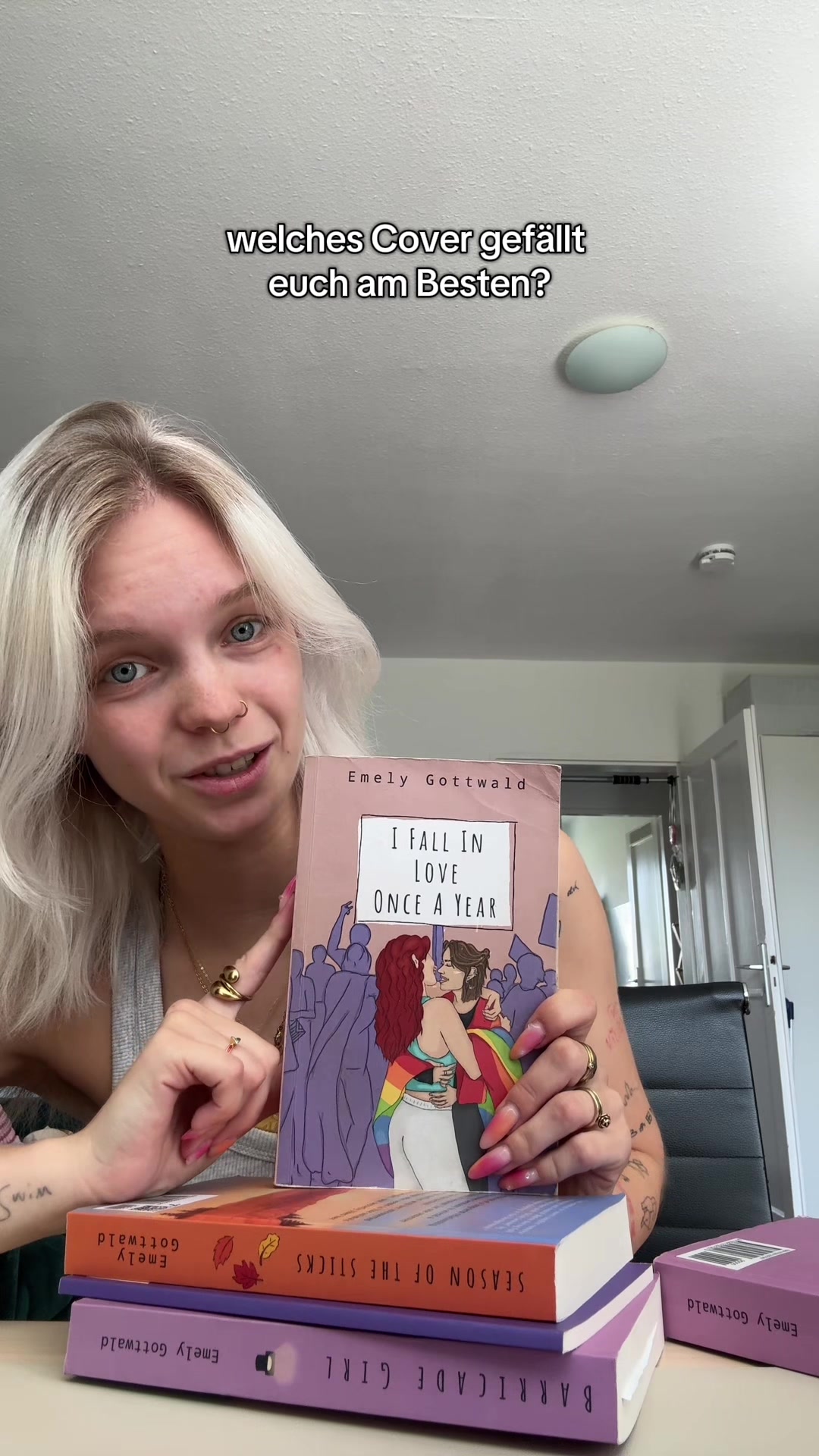 @Barricade Girl🏳️&zwj;🌈📚