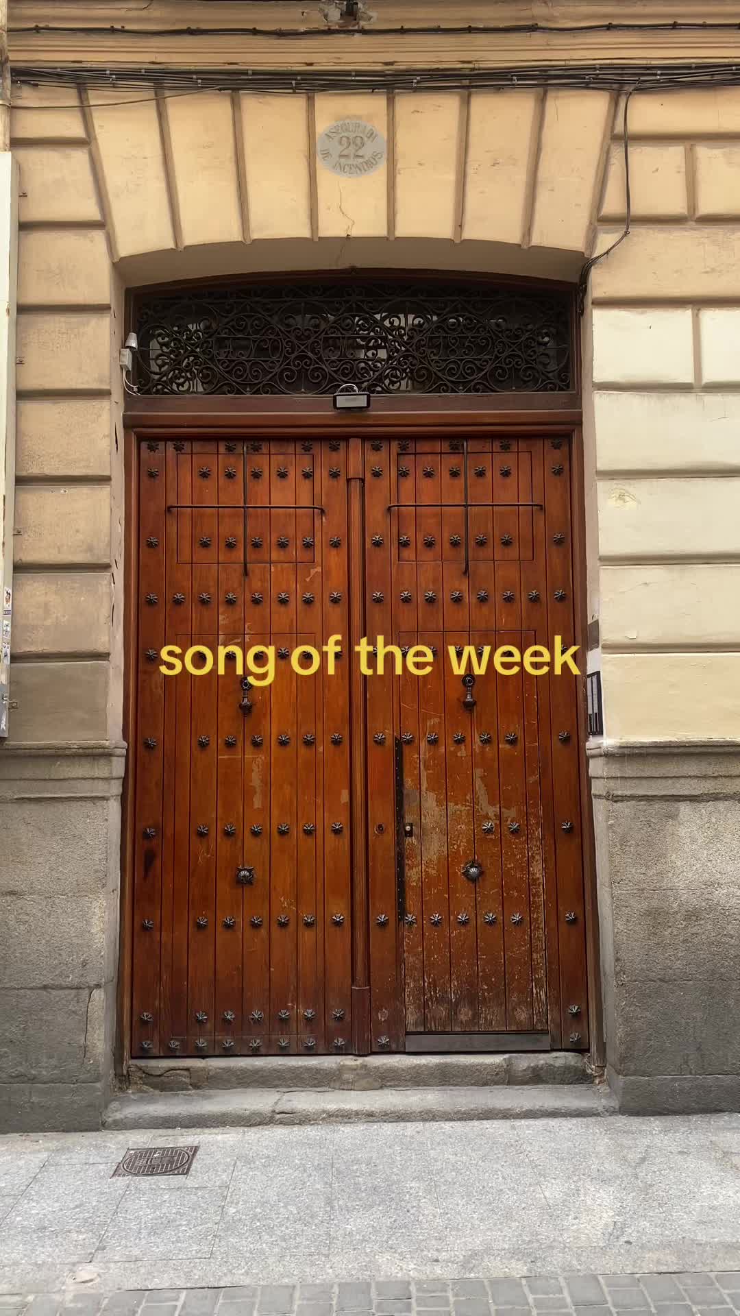 @velvet_tracks