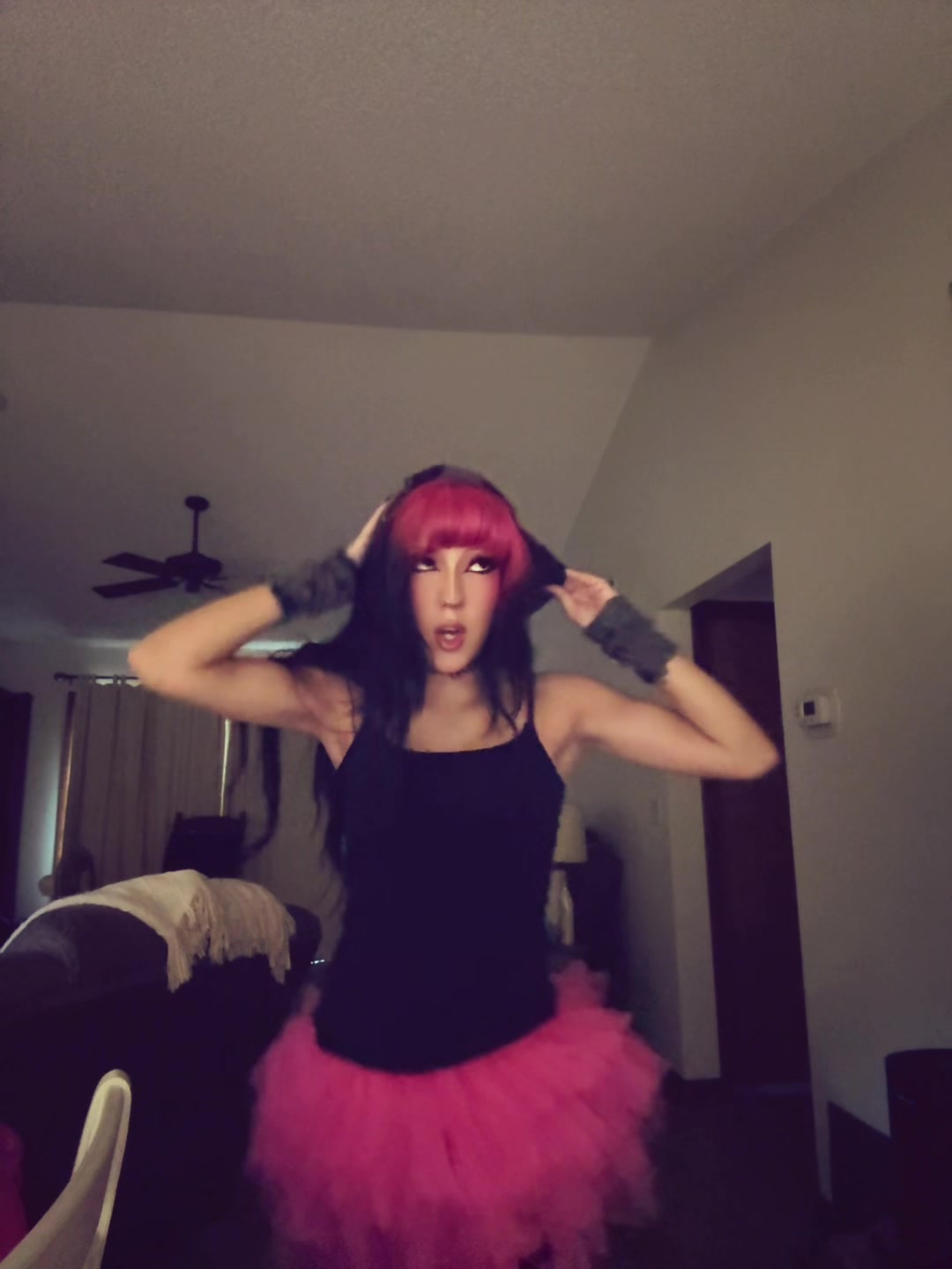 @nixee