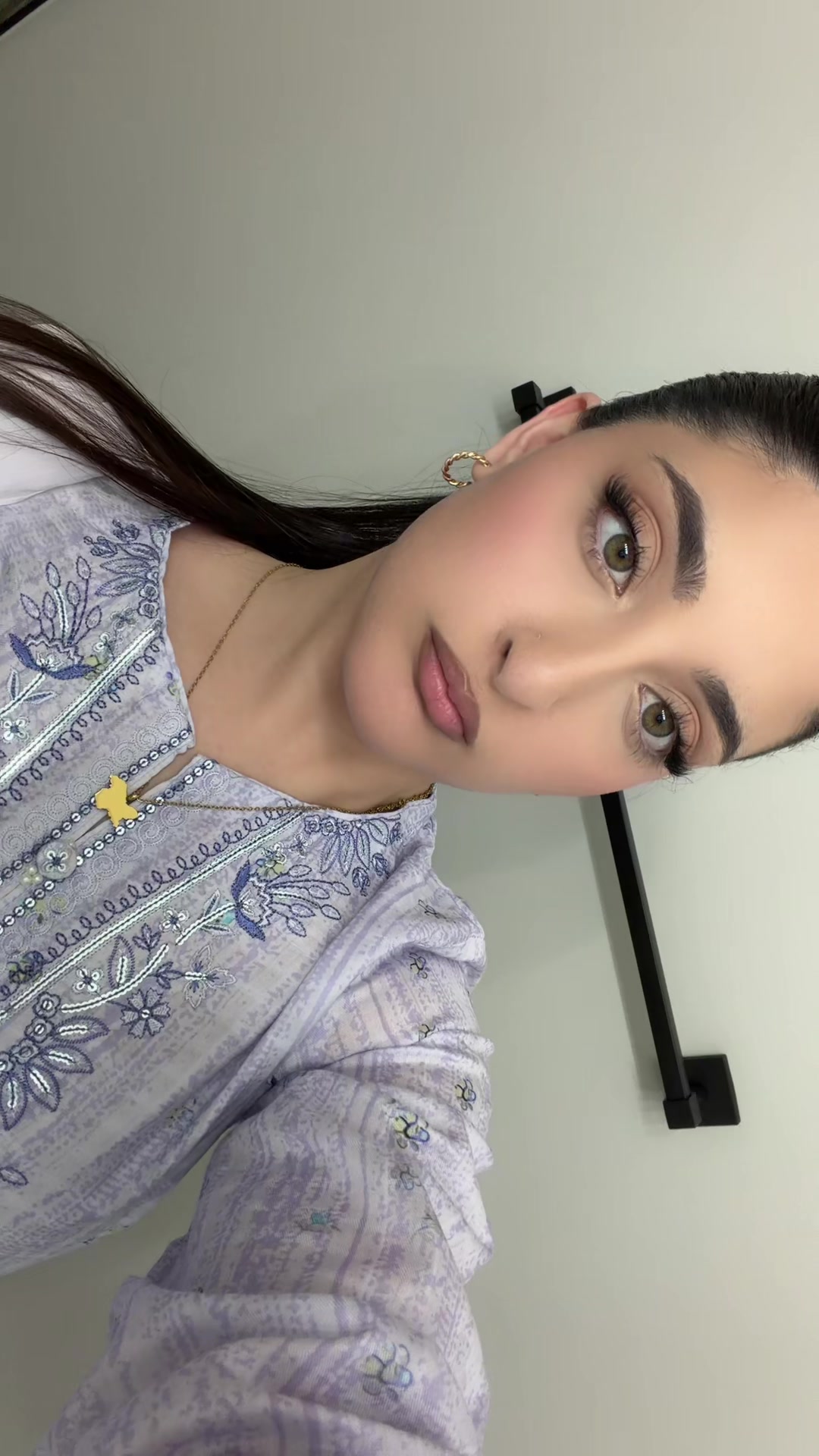 @𝐴𝑙𝑖𝑠ℎ𝑏𝑎 𝑇𝑎𝑟𝑖𝑞💜