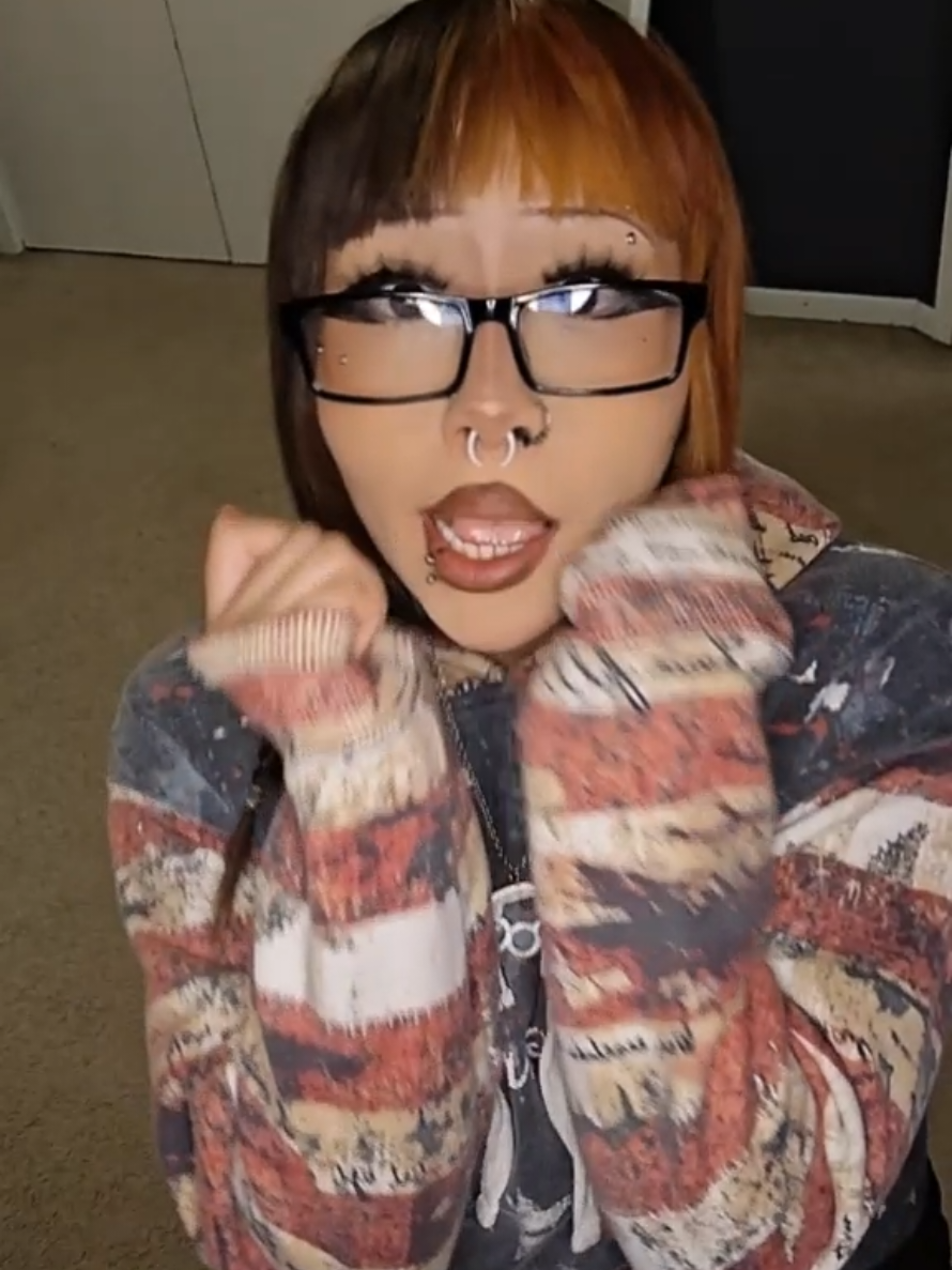 @queefgurls