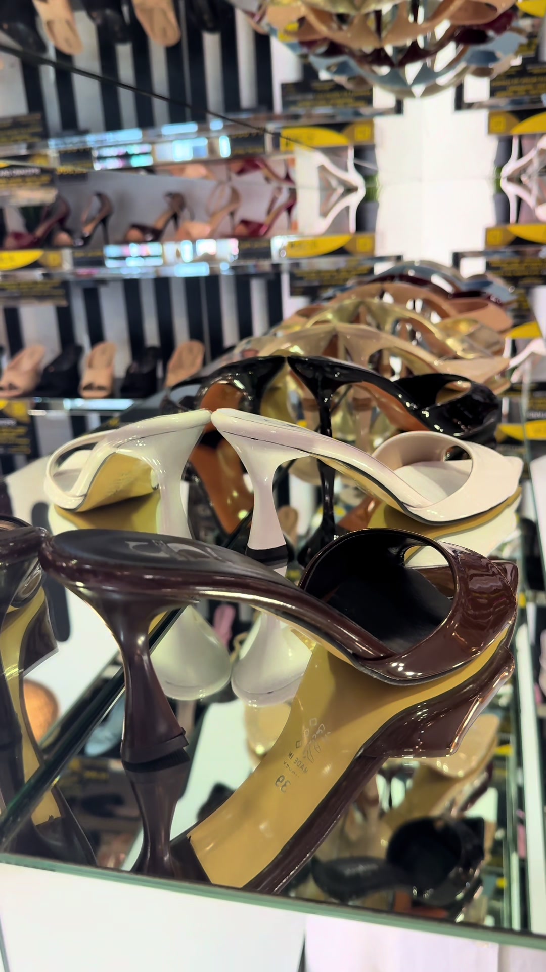 @Arzilloshoes2012
