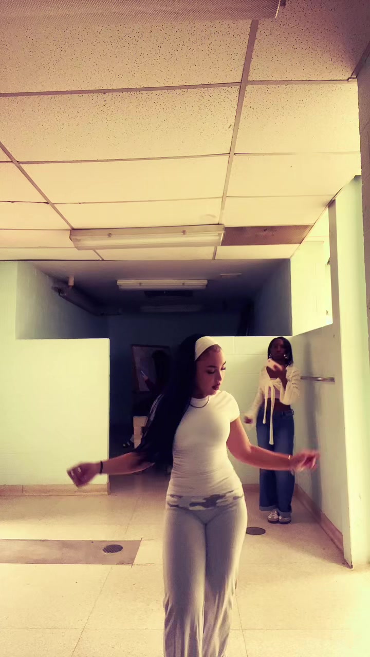 @Kiki ྀིྀིྀིྀིྀི