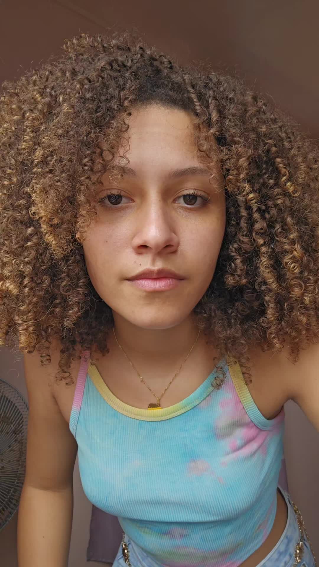 @CARLA🌈