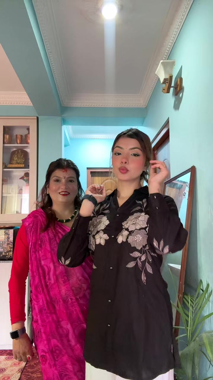 @Saru neupane❤️😘