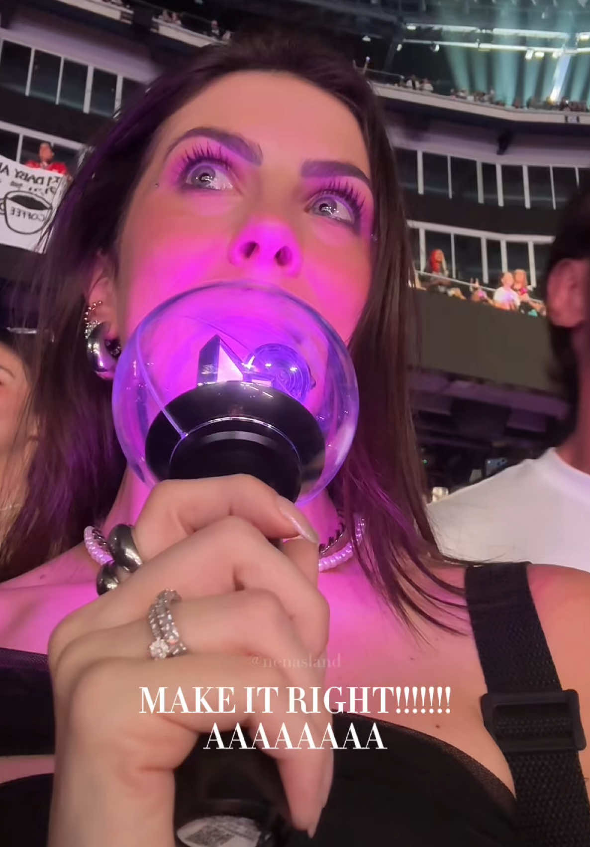 @Nena
