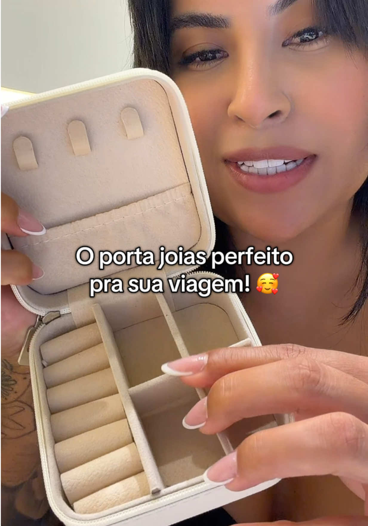 @carolsouzaaof
