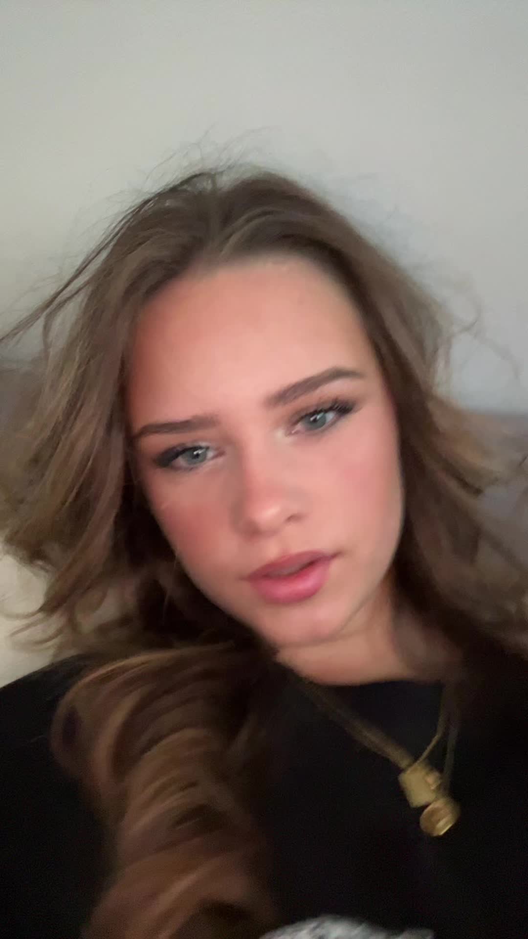 @nikkiipeters