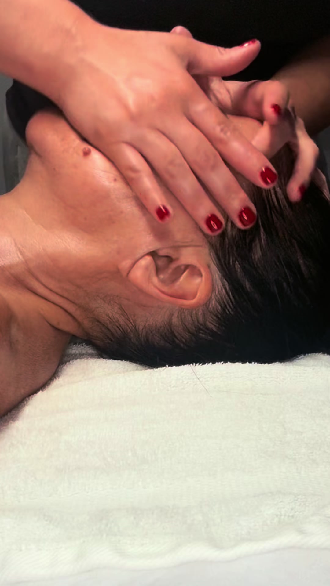 @facial.oc