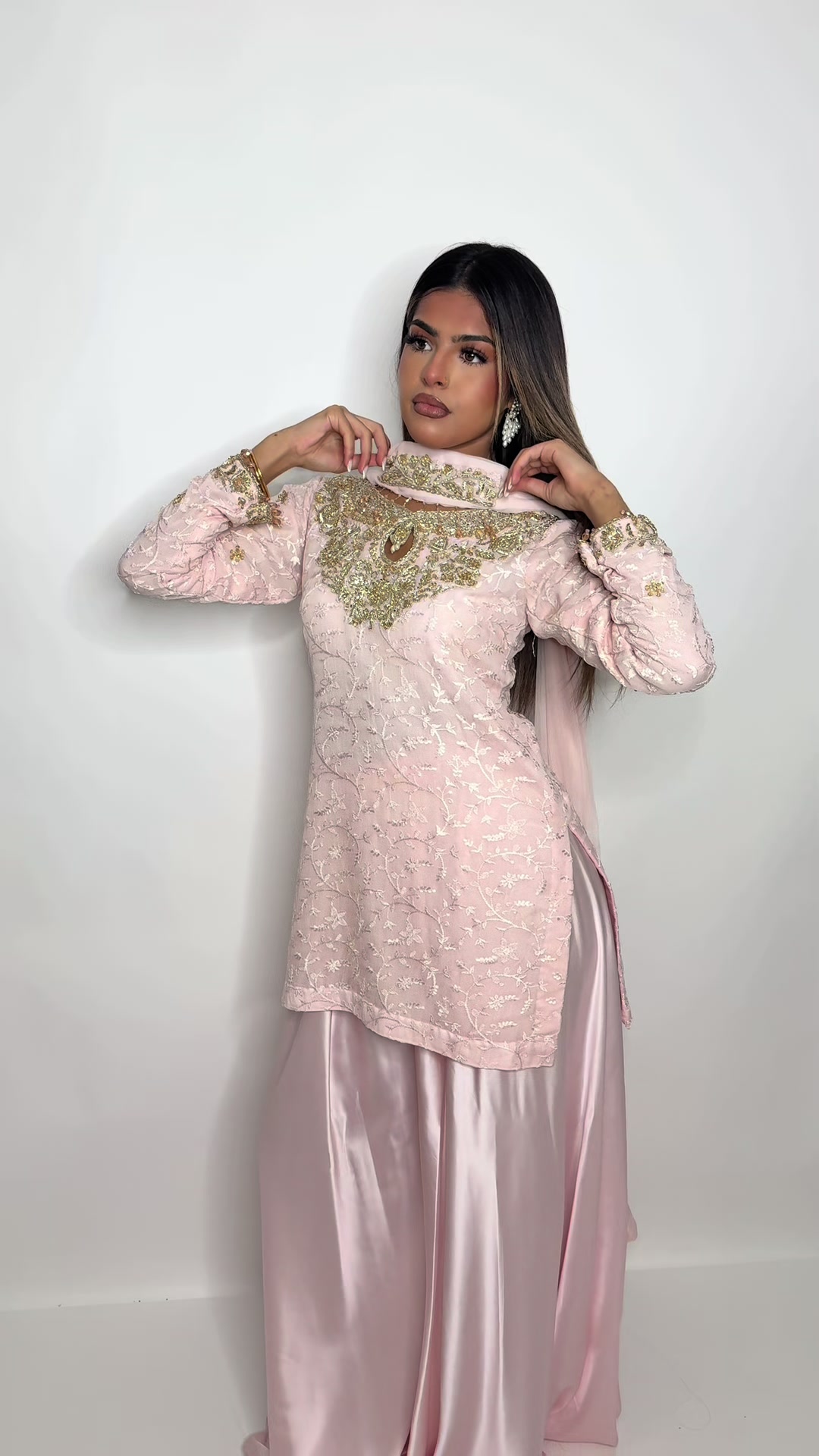 @Ameliyana Boutique
