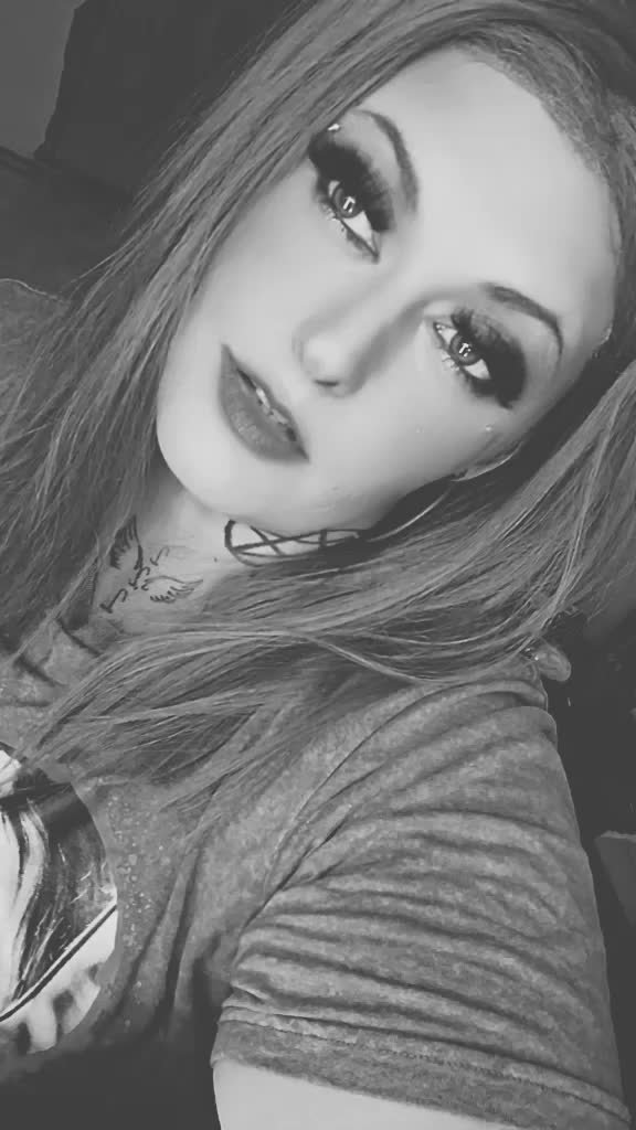 @Kayla Ray🖤🖤💋