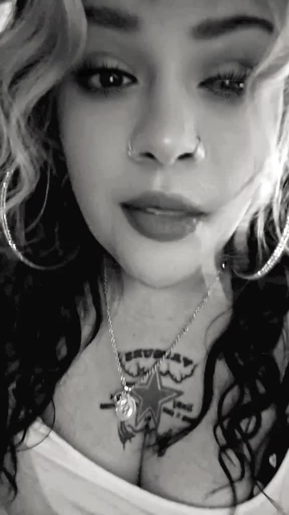 @👑Marie Vee 🫶🏼