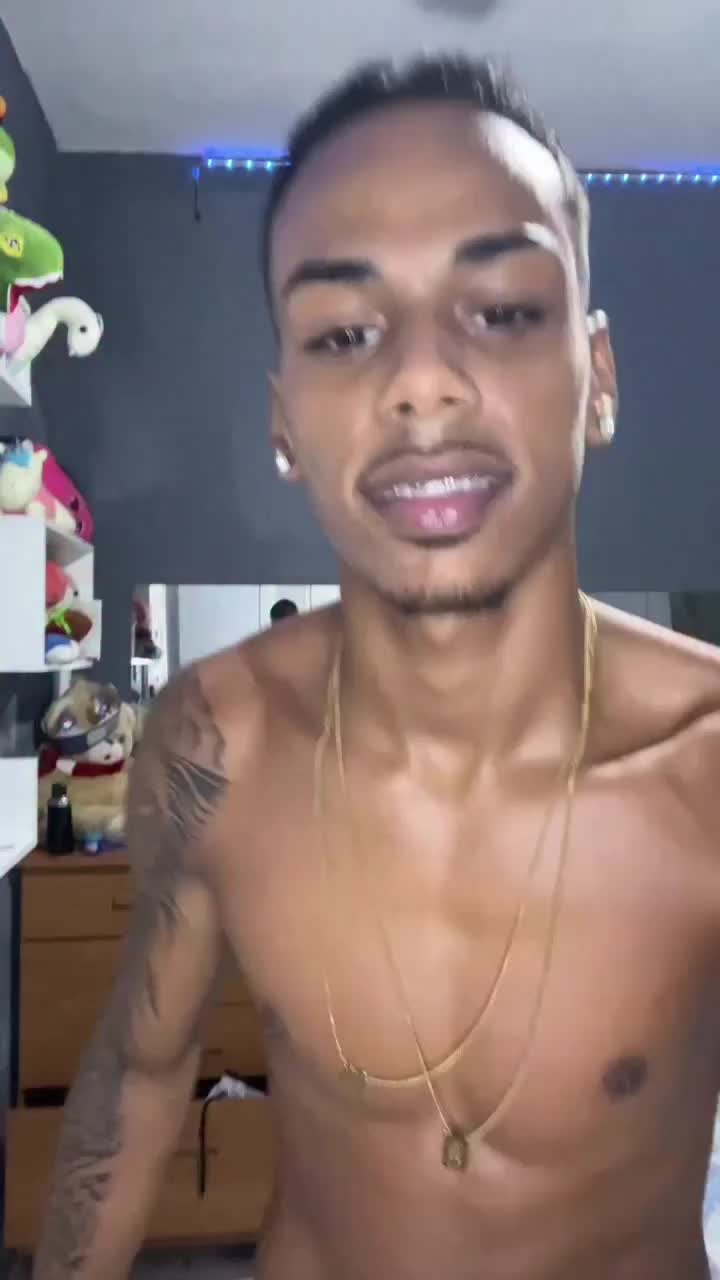 @Xpietro