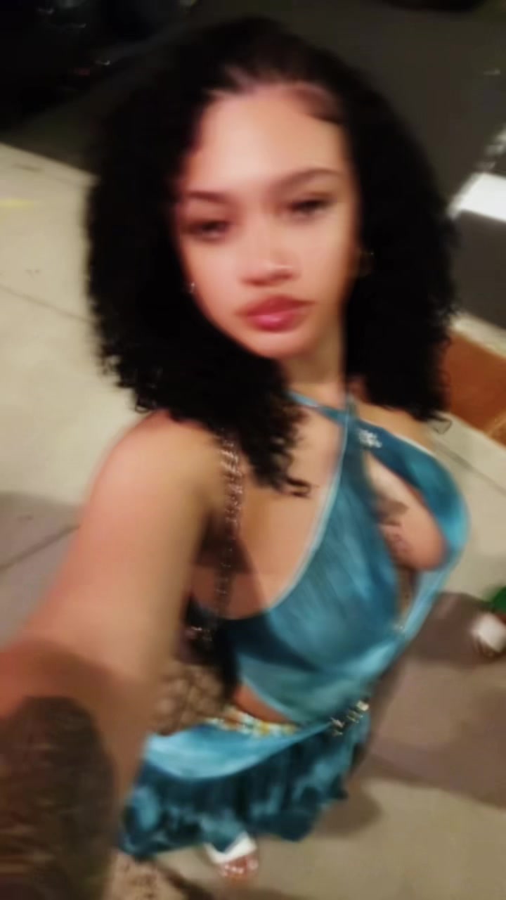 @𝐿𝑎𝑛𝑖𝑖♡︎
