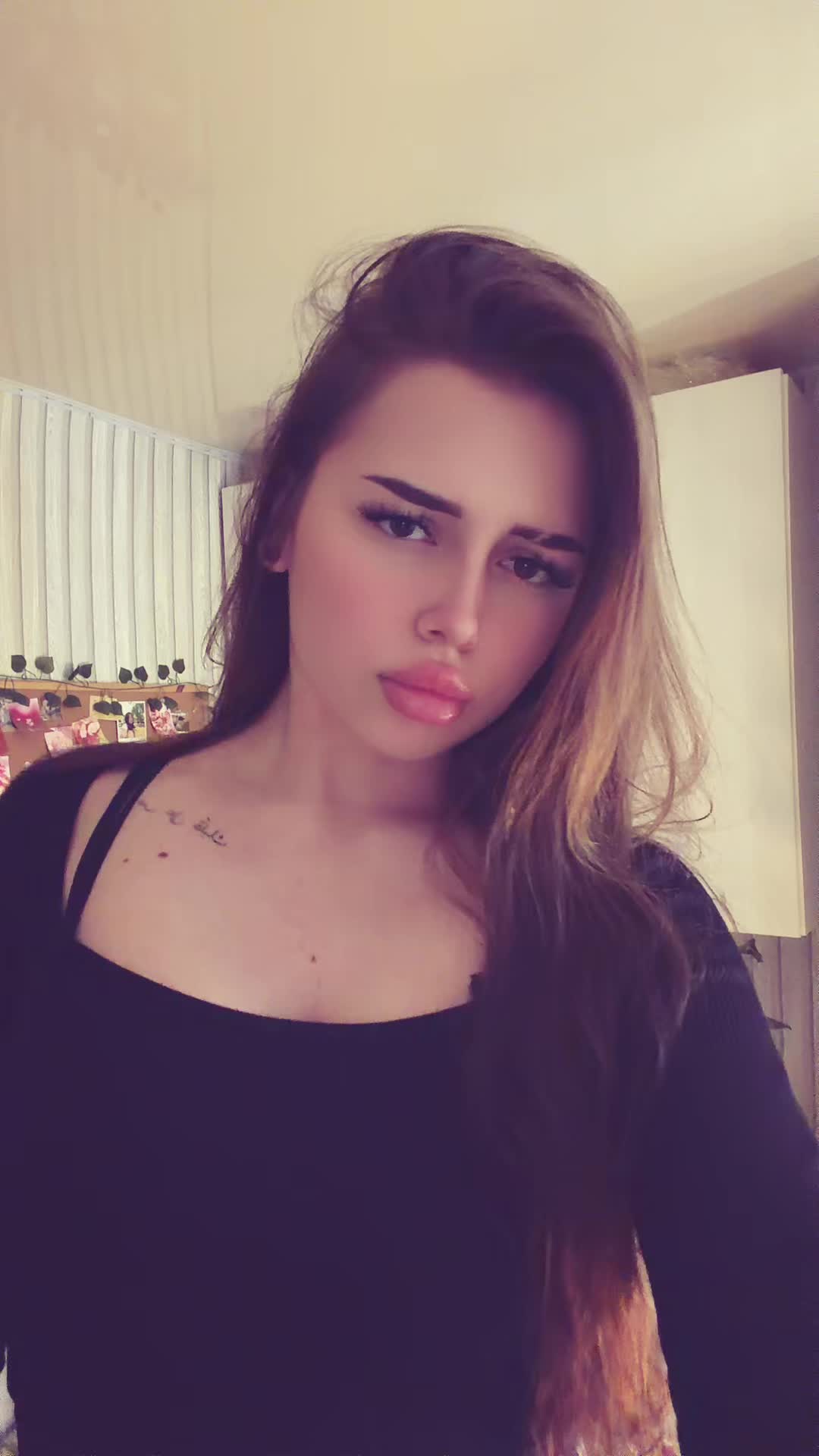 @лисова