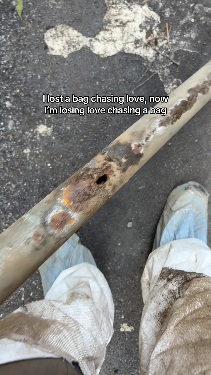 @plumbLA