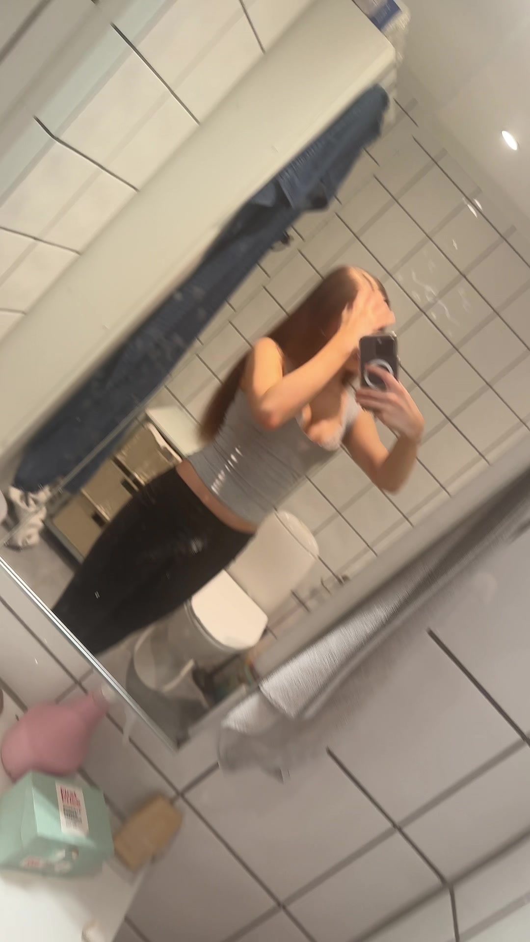 @miapriv🫰🏻