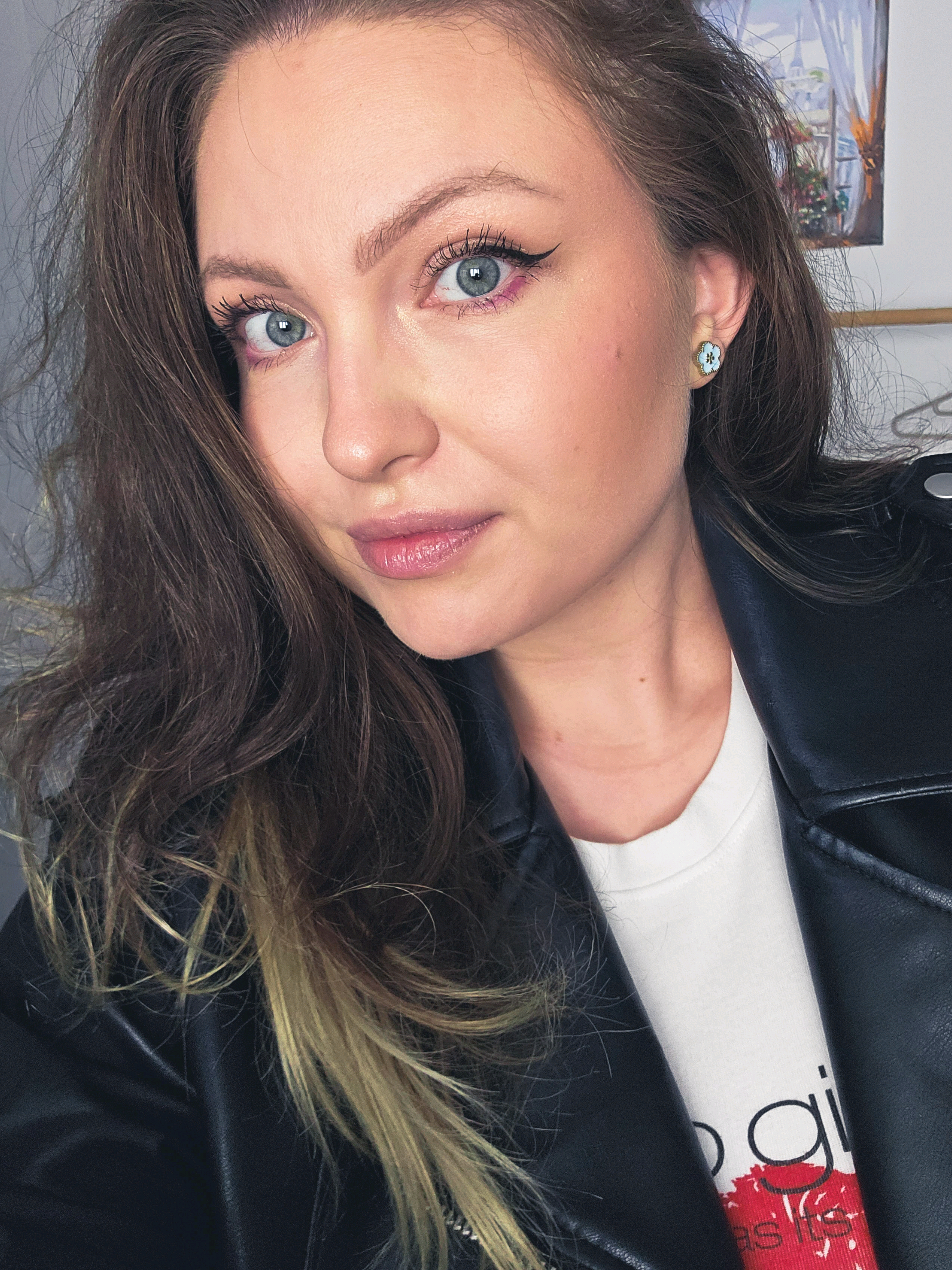 @Monika Mikoo💋