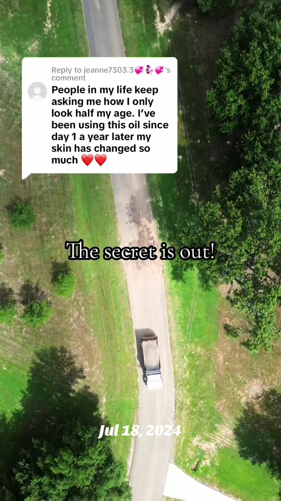 @LaLena’s Oil by thewoodengypsy