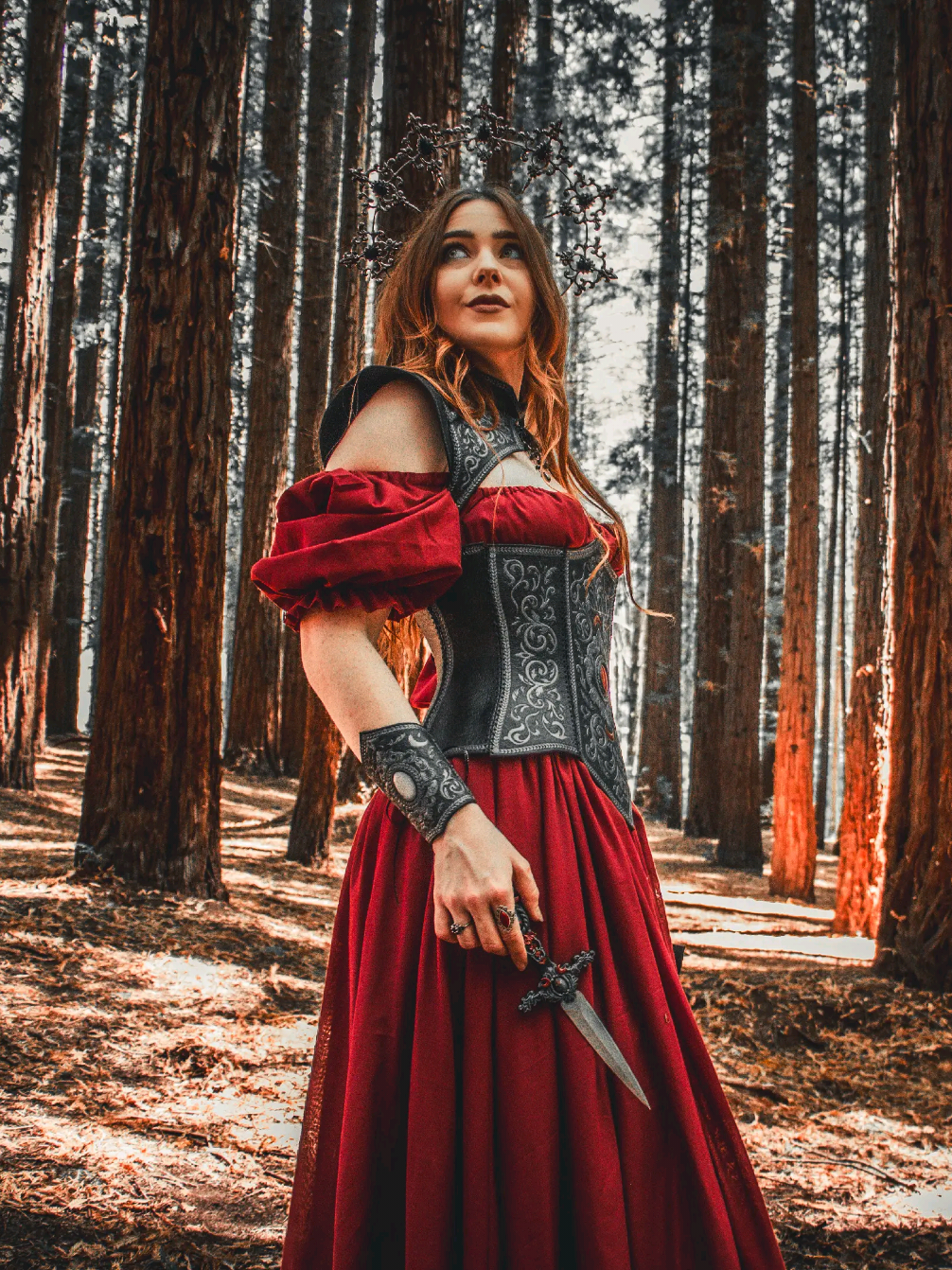 @thescarletthuntress