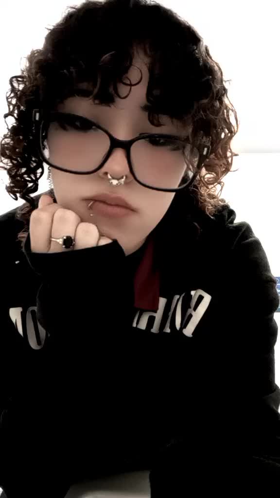 @dinosaurr_deminovio