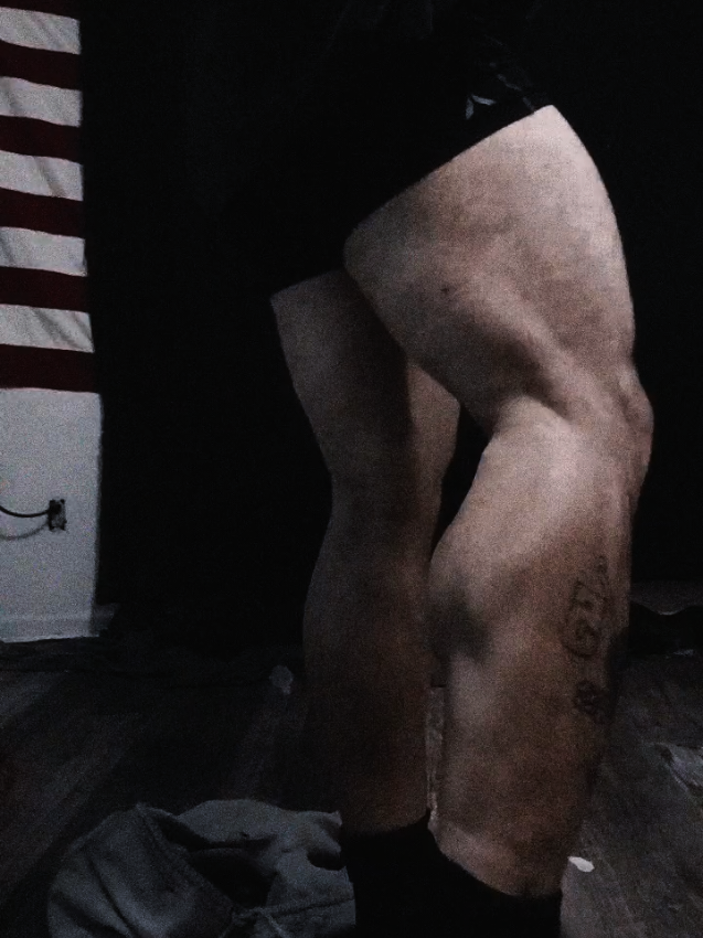 @Flesh_artist_1985