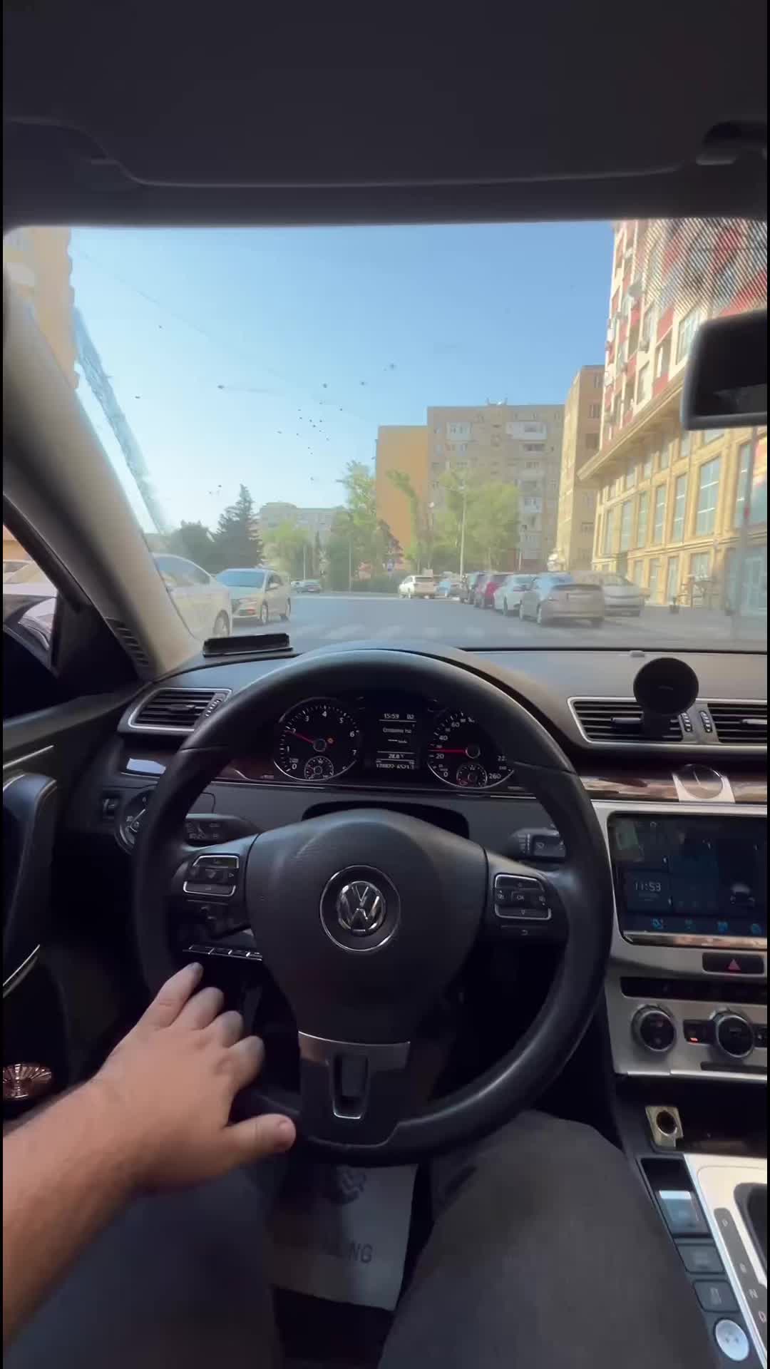 @𝓠.𝓡🇦🇿