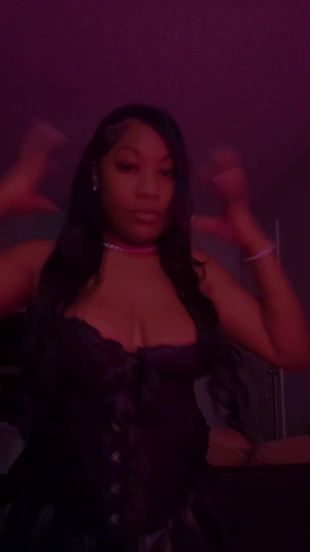 @nicoleee_